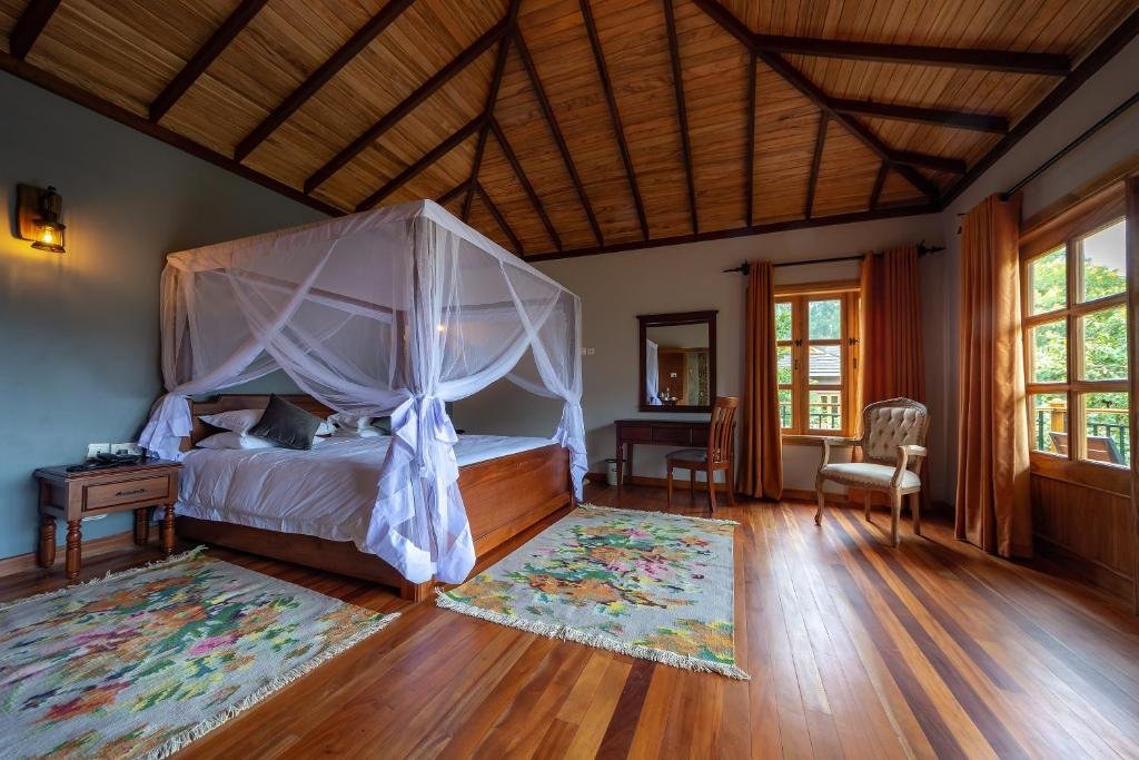 Chimpanzee Hills Lodge